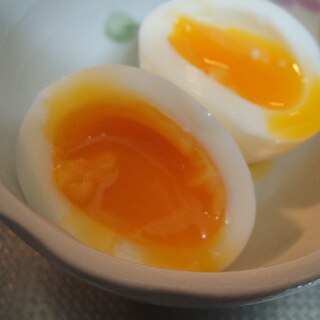 黄身トローリの半熟卵